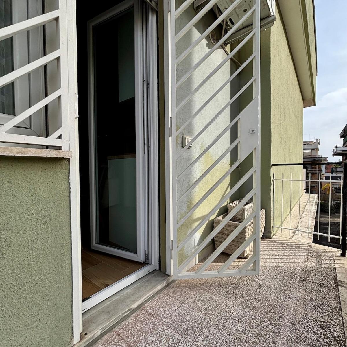 Apartment Domus Alessandrino *